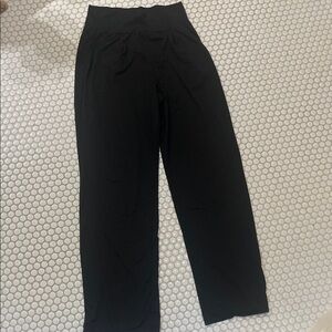 Vuori Black lux at ease straight leg pant